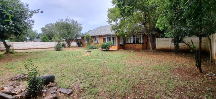 3 Bedroom Property for Sale in Stilfontein North West